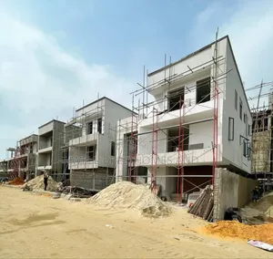 5bdrm Duplex in Lekki Phase 1 for sale