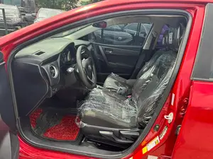 Toyota Corolla 2018 Red