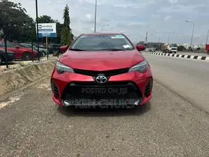 Toyota Corolla 2018 Red
