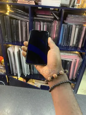 Apple iPhone XR 64 GB Black