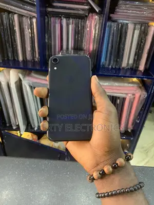 Apple iPhone XR 64 GB Black