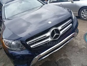 Mercedes-Benz GLC-Class 2016 Blue