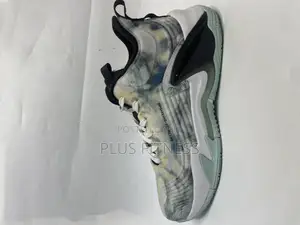 Best-Wolf Basketball Shoes