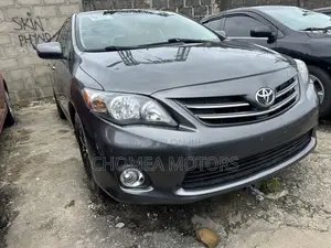 Toyota Corolla 2013 Gray