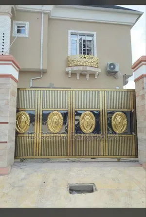 Luxury Gold Plated Sliding Gate