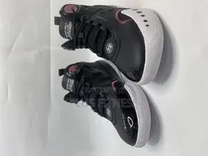 23 Xxam Basketball Shoe