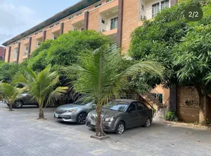 3bdrm Apartment in Osapa london for sale