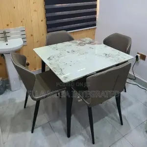 Beautiful 4 Seaters Dining Set