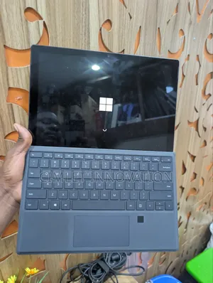 Laptop Microsoft Surface Pro 6 16GB Intel Core i7 SSD 512GB