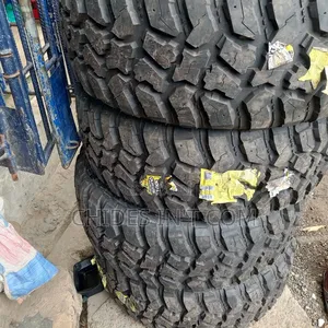 35x12 50r20 Auston Tire Original