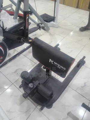 Squat Floor Machine