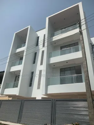 Furnished 2bdrm Apartment in Jakande for sale