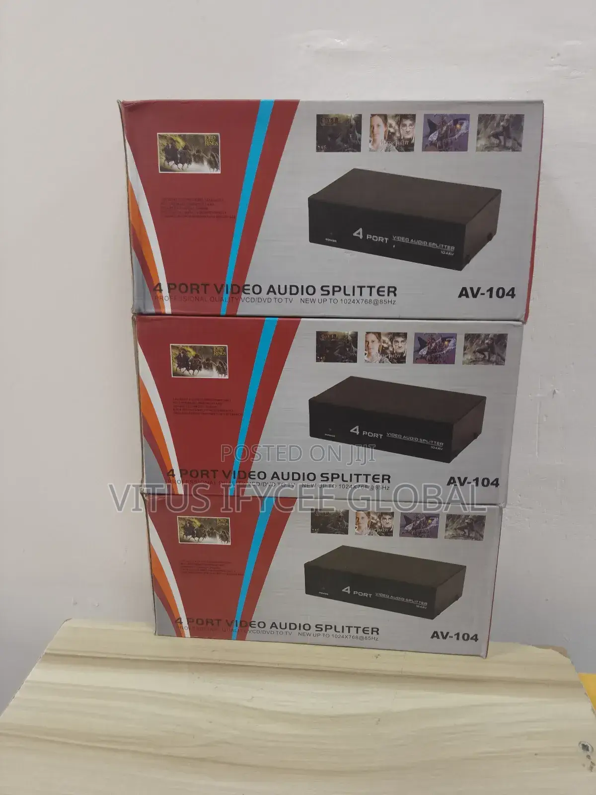 Av Splitter 4port