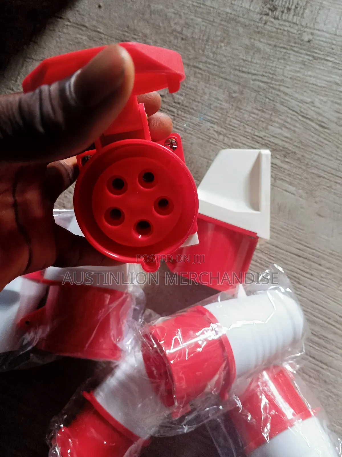33amps 5pin Industrial Socket Complete
