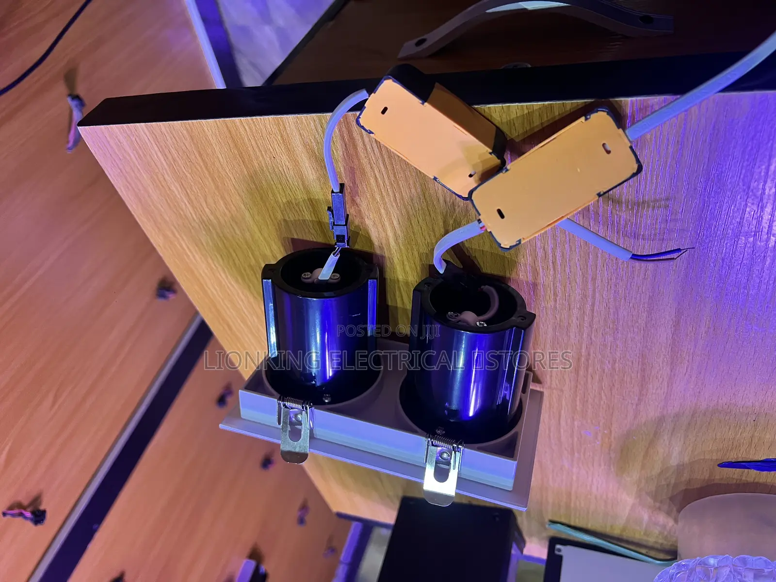 2*12w Recess Light Pop