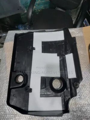 Engine Cover Corolla 2010 / 2014