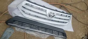 Up And Down Grill For Toyota Highlander 2012