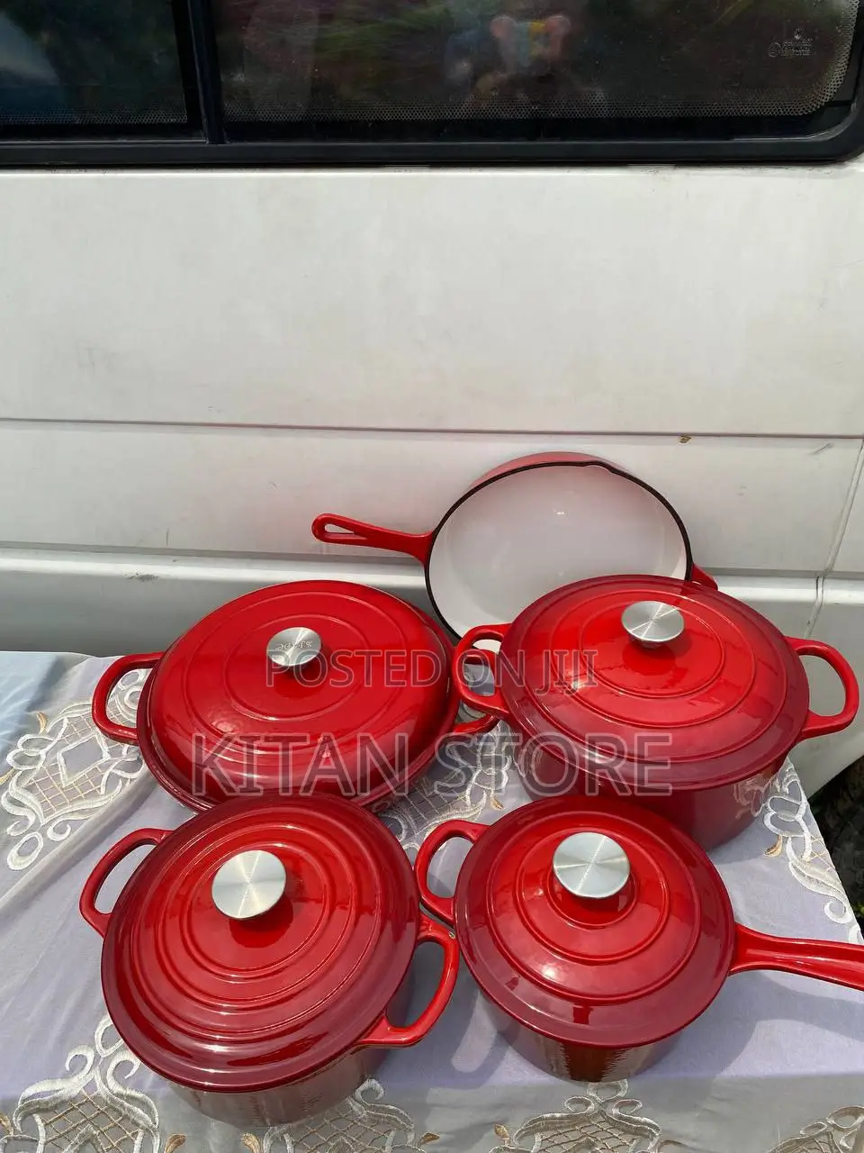 Cast Iron Pot