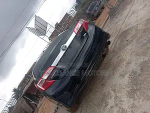 Toyota Camry Hybrid XLE 2012 Black