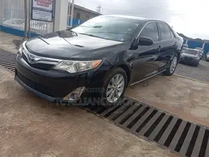 Toyota Camry Hybrid XLE 2012 Black
