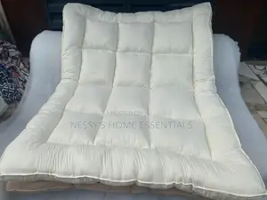 4 by 6 Fluffy Mattress Topper