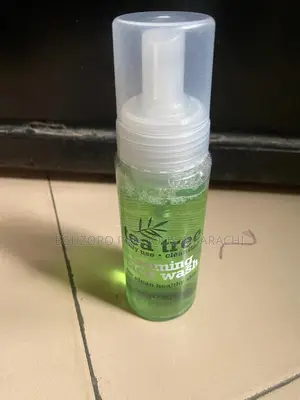 Tea Tree Cleansing Foaming Face Wash - 200ml
