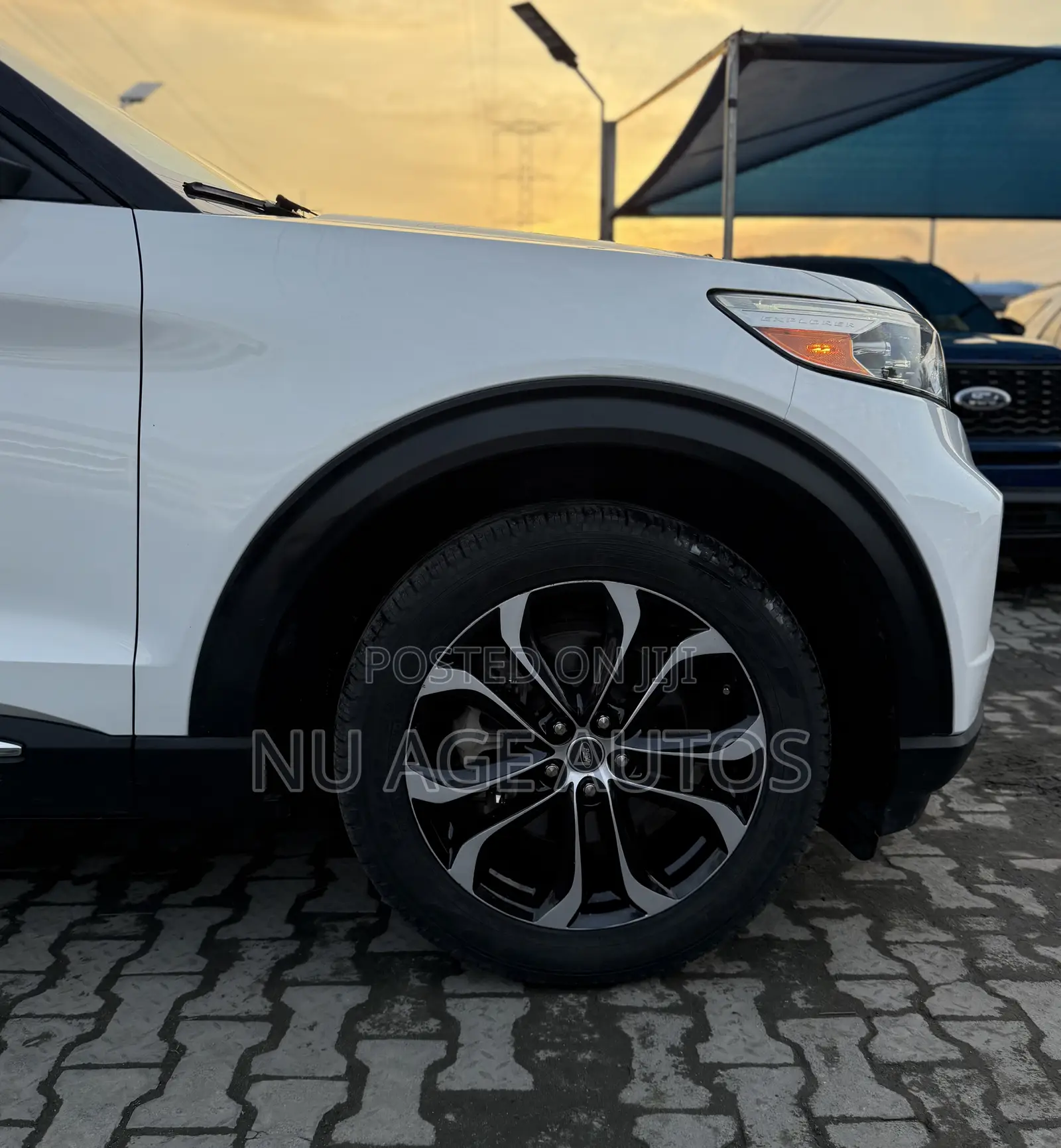 Ford Explorer Limited 4x4 2020 White