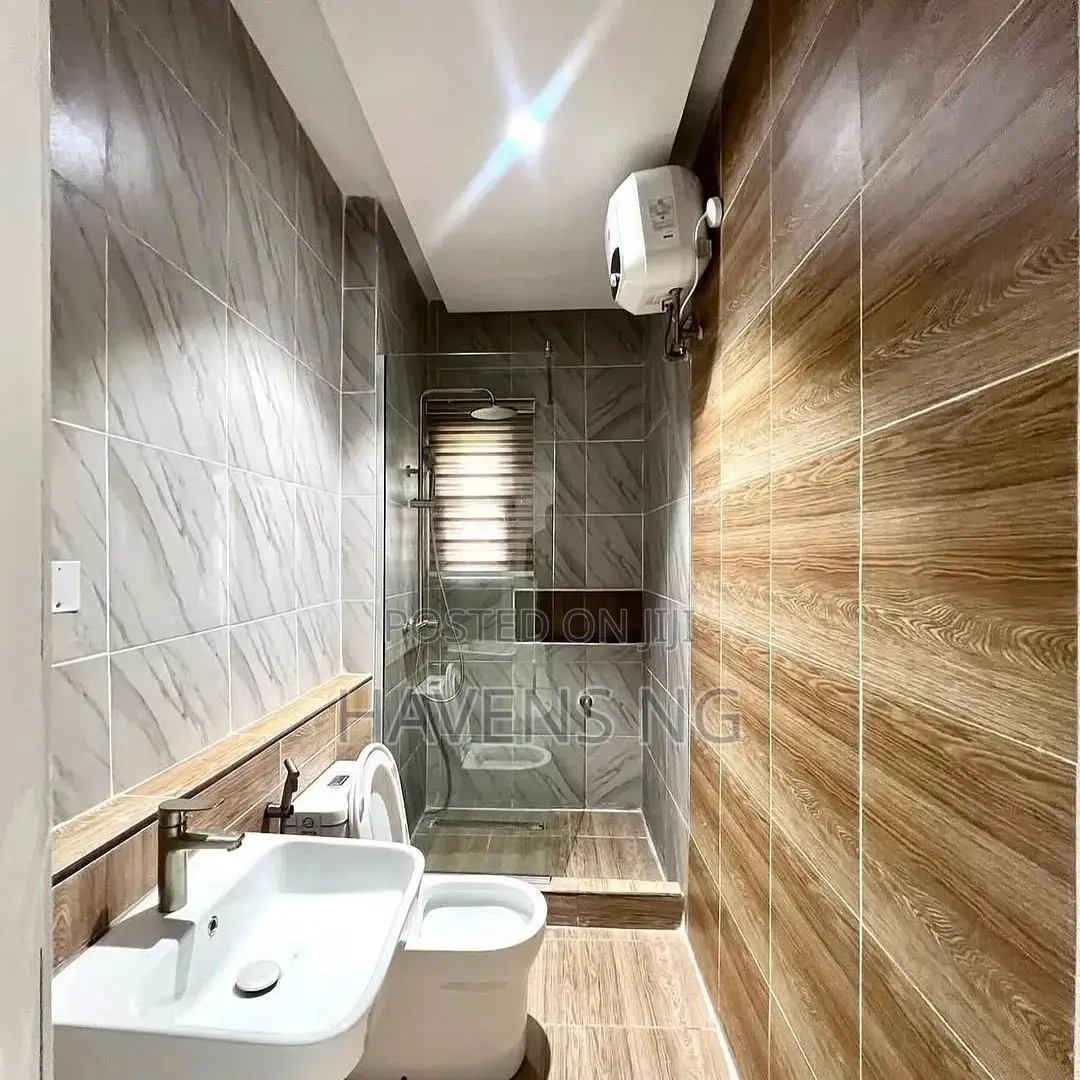 Exquisite 3-Bedroom Apartment | Serene Environment