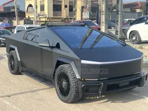 Tesla Cybertruck 173 kWh AWD 2024 Black