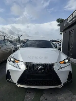 Lexus IS 2017 White