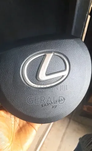 Airbag Is250 015