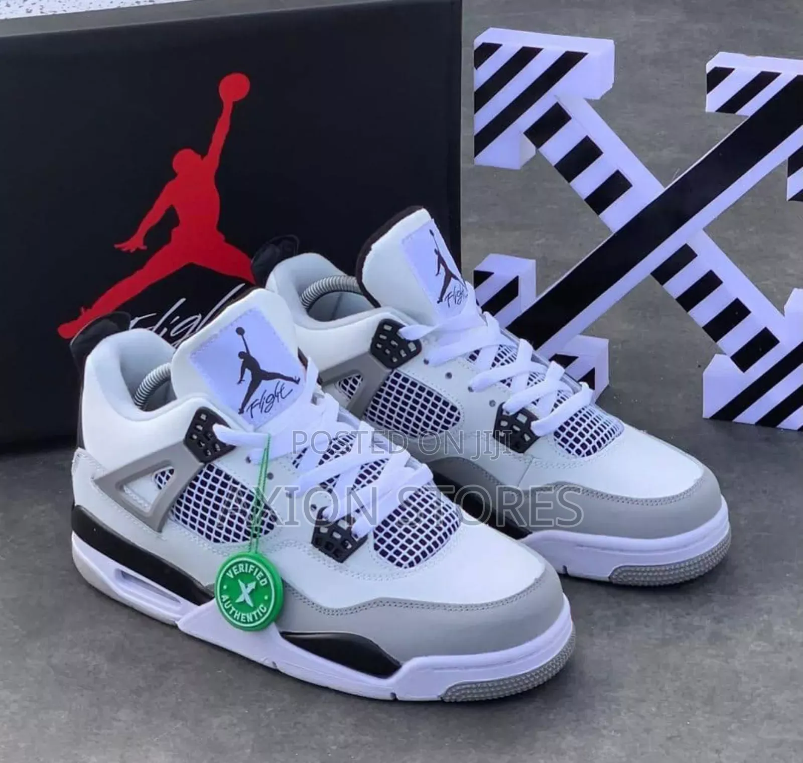 High Quality Jordan 4 Sneakers