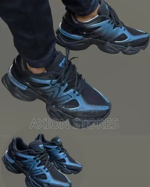 Designer New Balance Sneakers