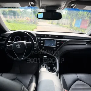Toyota Camry SE (2.5L 4cyl 8A) 2019 Burgundy