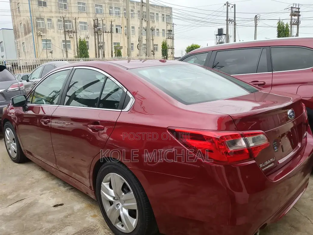 Subaru Legacy 2014 Red