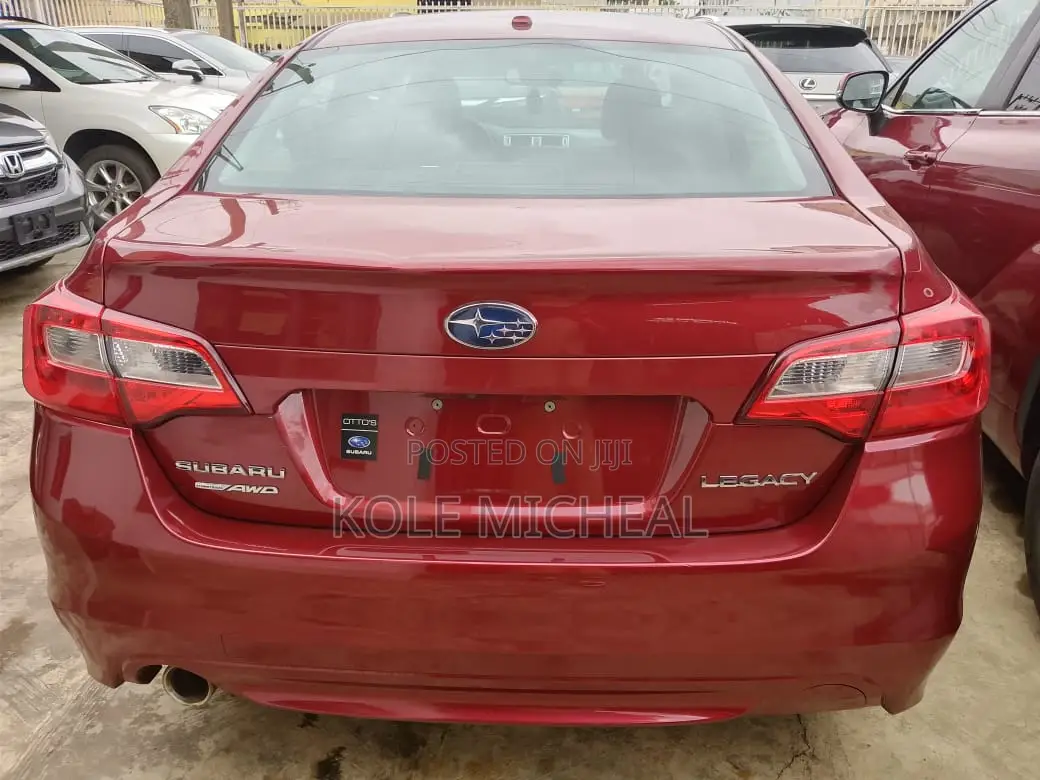 Subaru Legacy 2014 Red