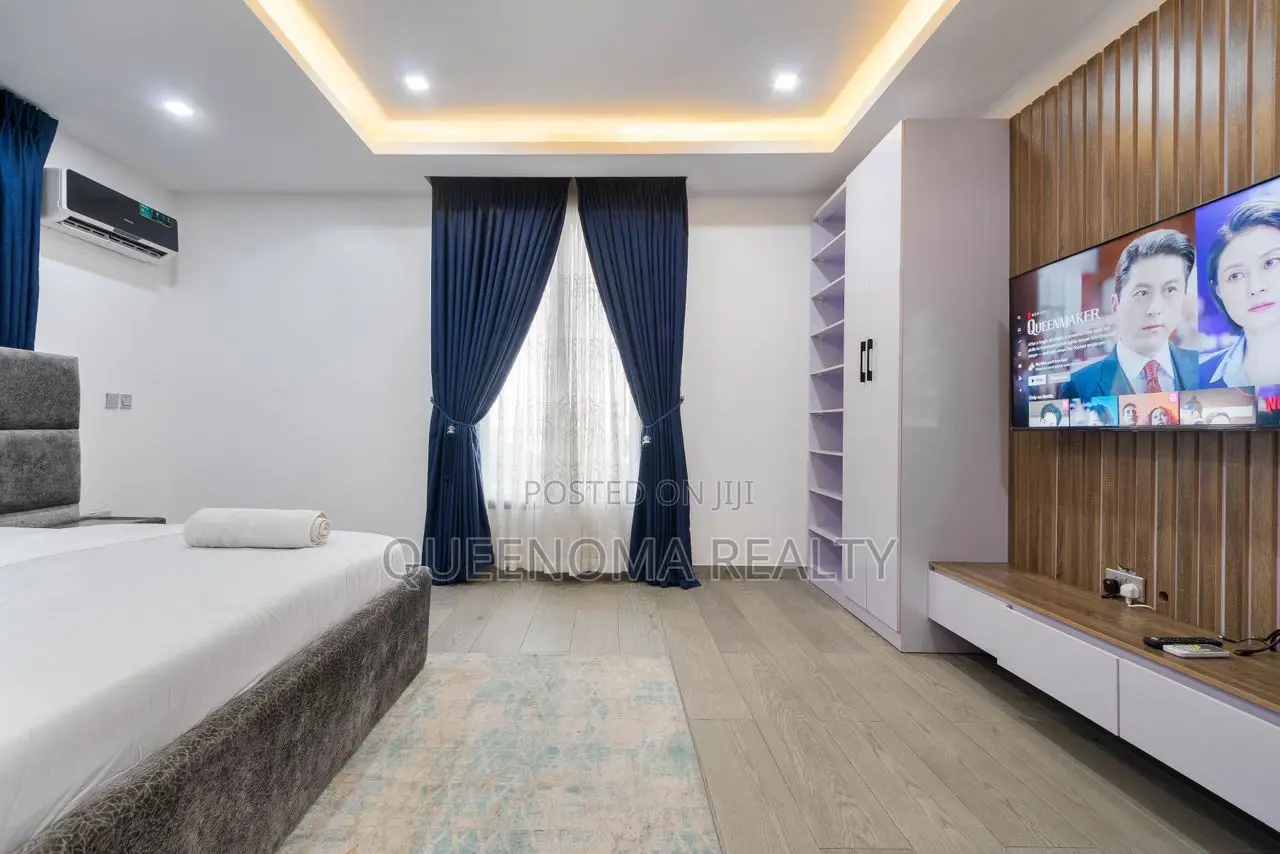 Luxury 2 Bedroom Apartment
