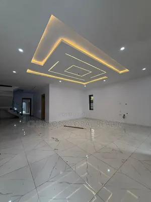 5bdrm Duplex in Okebadan Estate, Akobo for sale