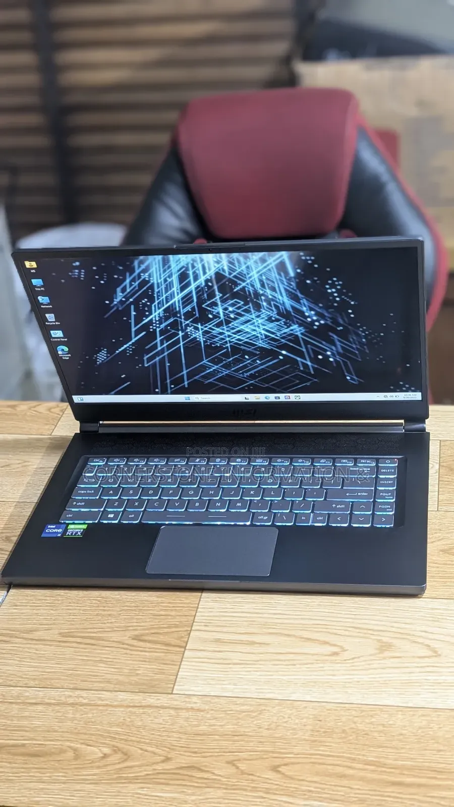 Laptop MSI GS65 Stealth Thin 8RE 16GB Intel Core i7 SSD 512GB