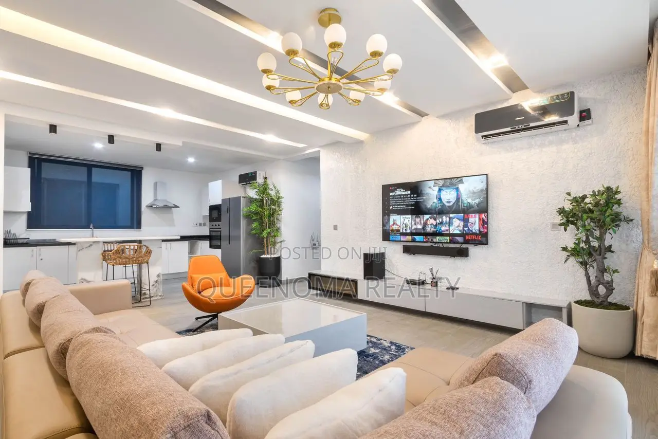 Luxury 2 Bedroom Apartment