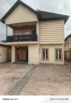 5bdrm Duplex in Okebadan Estate for sale