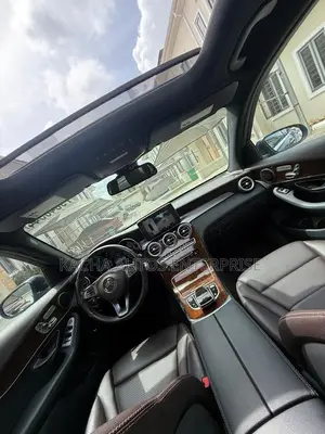 Mercedes-Benz GLC-Class 2018 Blue