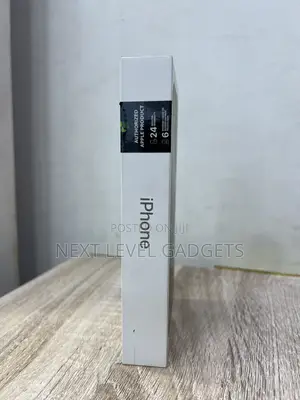 New Apple iPhone 16 Pro Max 256 GB Silver