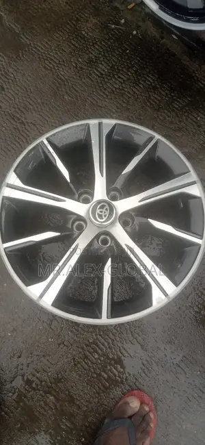 17 Inches Toyota Spider Rim