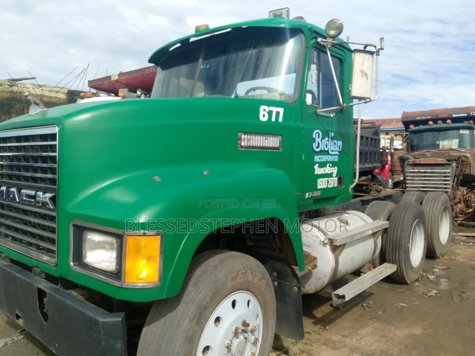 Ch Tractor Head