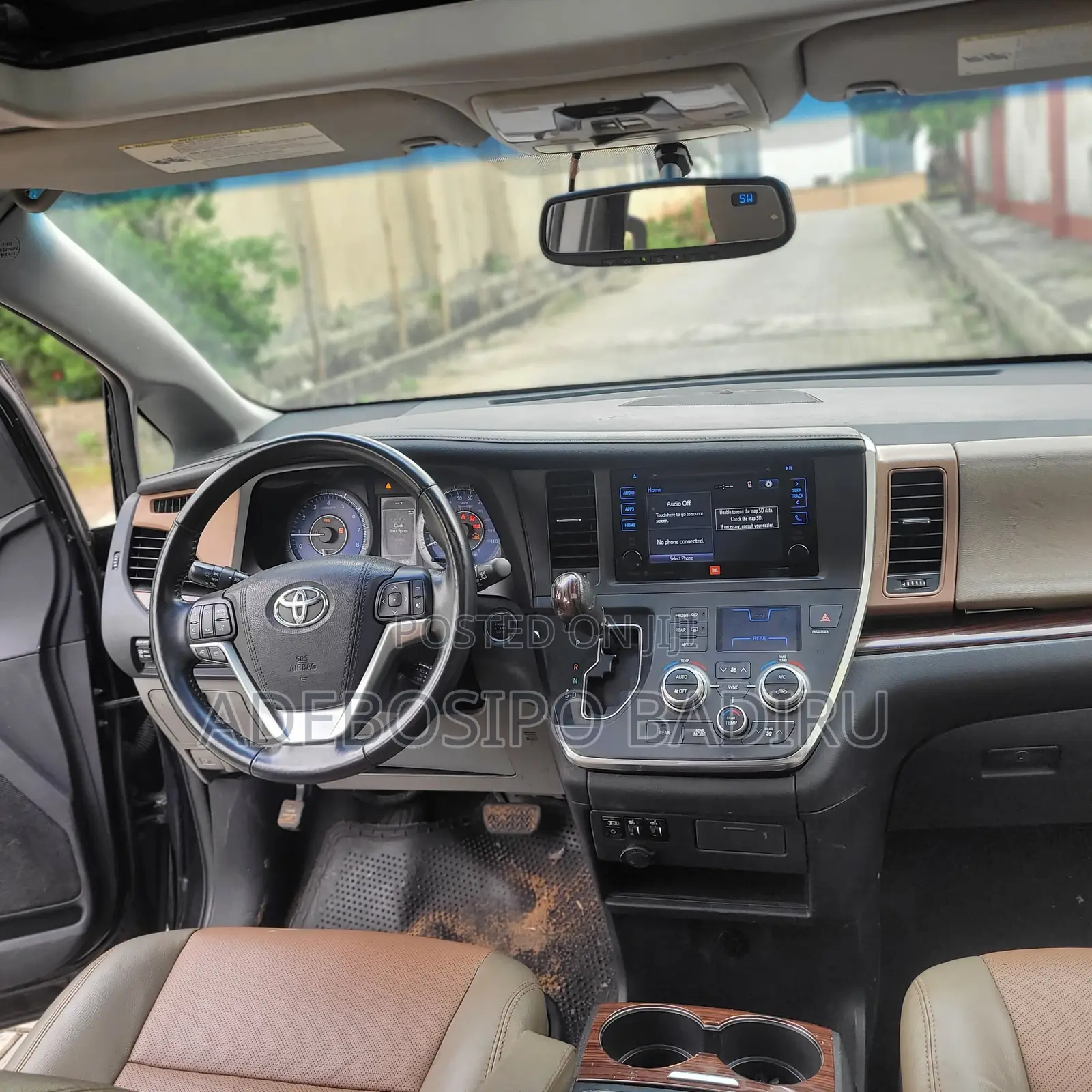 Toyota Sienna 2017 Black