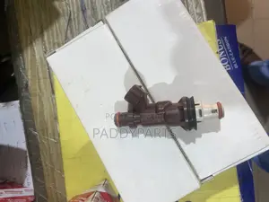 Toyota Tacoma Fuel Injector Nozzle 5vz-fe (1994-2005)