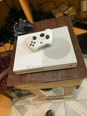 Microsoft Xbox One S