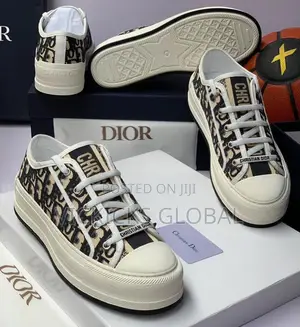 Christian Dior B23 Oblique Canvas Low-Top Sneakers