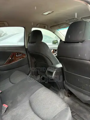 Toyota Camry SE 4dr Sedan (2.5L 4cyl 6AM) 2010 Silver
